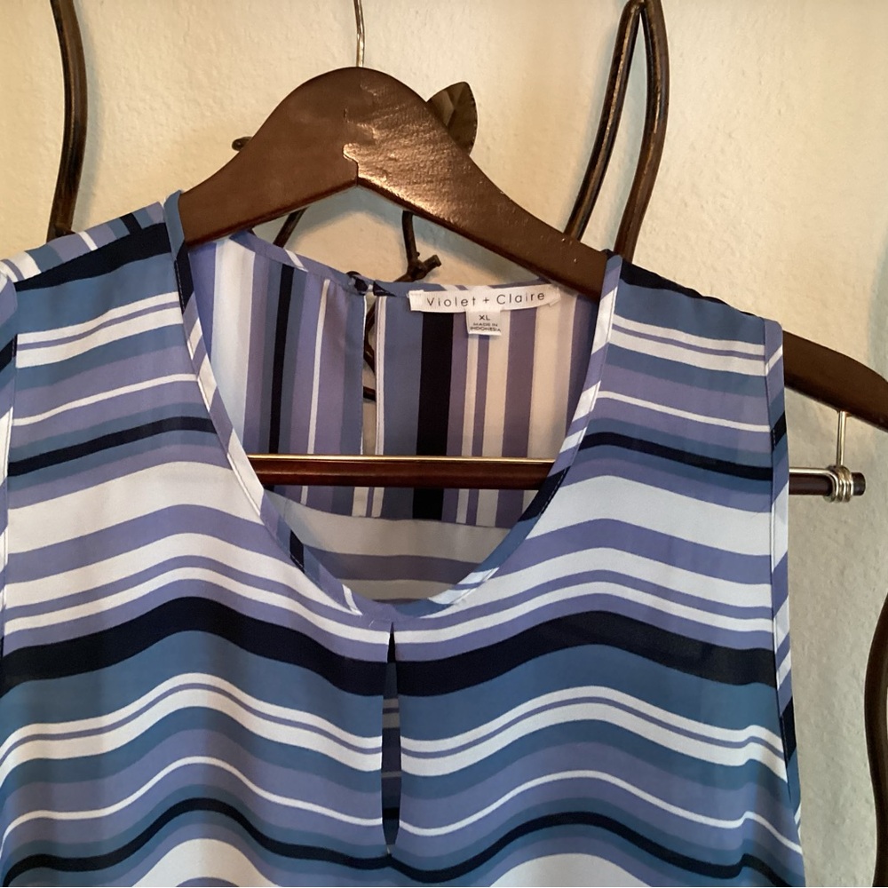 Violet & Claire Women's Navy and White Striped Blouse